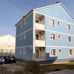 https://apartments-villa-karlo.hotels-in-trogir.com